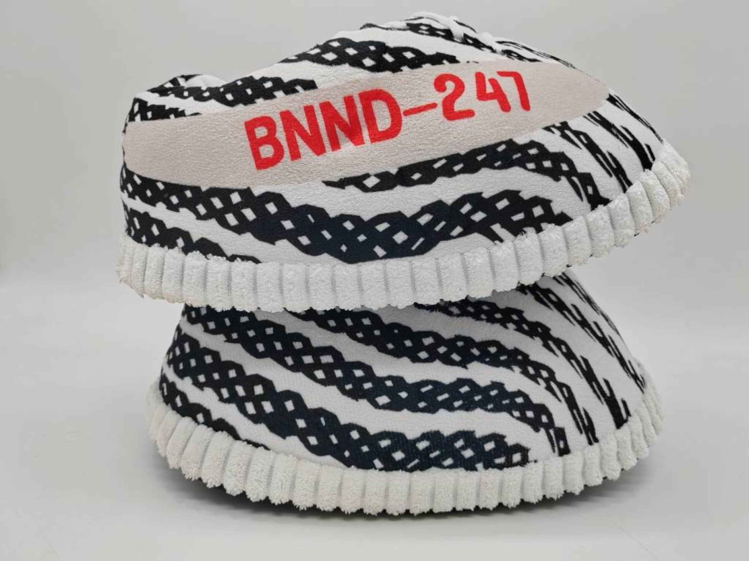 Yeezy Sutsko / Slippers I sort/hvid