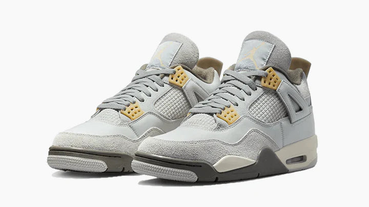 Air Jordan 4 SE Craft Photon Dust