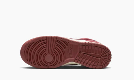 Nike Dunk Low PRM Vintage Team Red